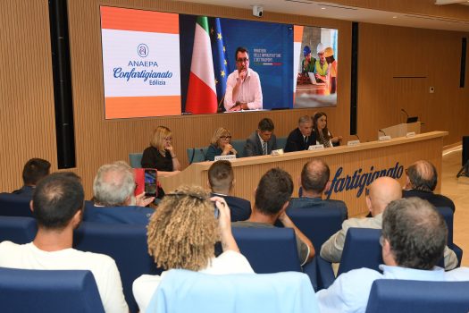 matteo salvini assemblea anaepa