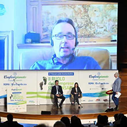 Il Ruolo delle Imprese Responsabili 0384 samuele broglio guido lena pietro della ferrera