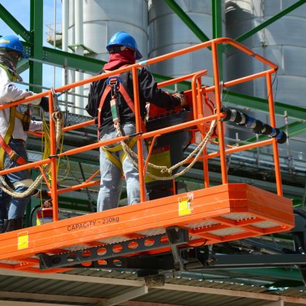 piattaforme lavoro elevabili sicurezza edilizia